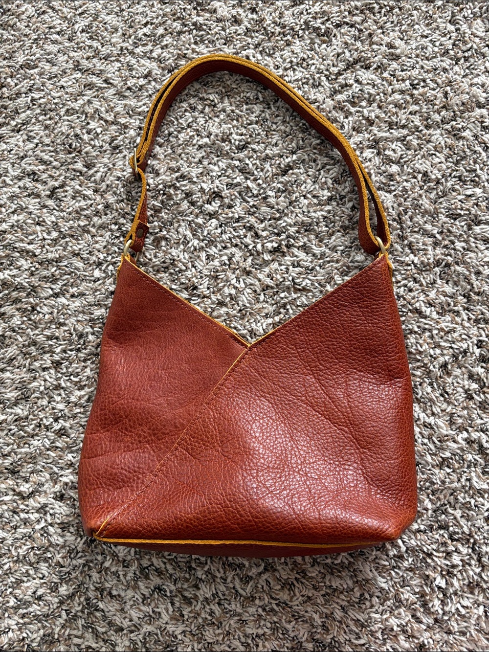 Portland Leather Naomi small shoulder bag